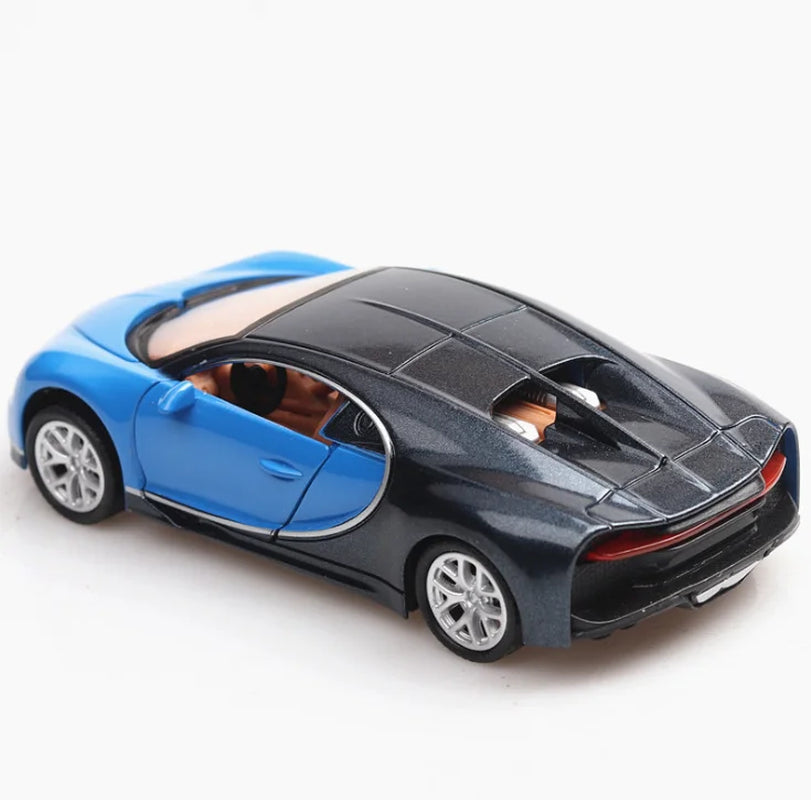 1/36 E-Class W123 Classical Car Retro Autos Pull Back Function Model 2 Doors Opened Simulation Kids Toys with Original Box