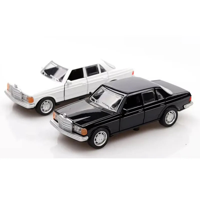 1/36 E-Class W123 Classical Car Retro Autos Pull Back Function Model 2 Doors Opened Simulation Kids Toys with Original Box